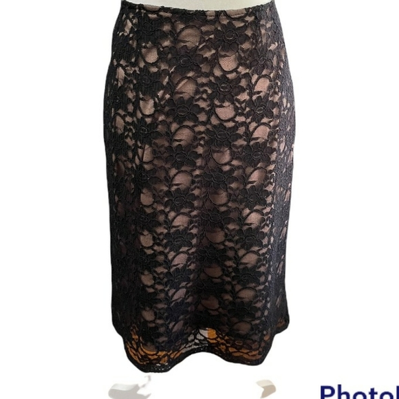 Isadora Black Lace Pencil Skirt - Picture 1 of 4